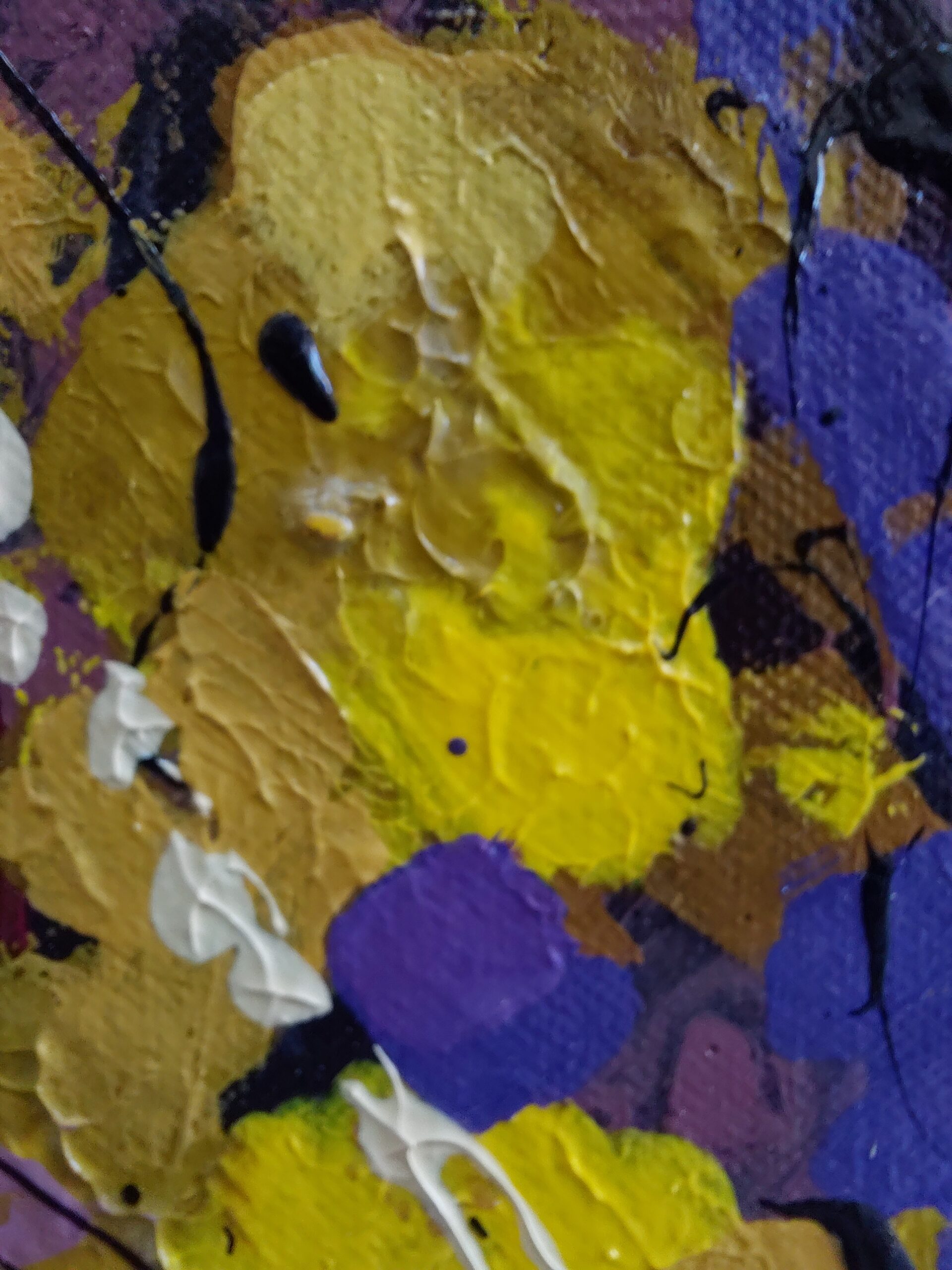 Abstraction libre explosion jaune et rouge sombre – Image 4